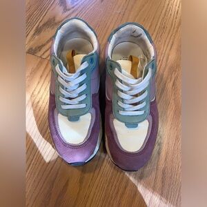 Size 7.5 women’s madewell kickoff trainers